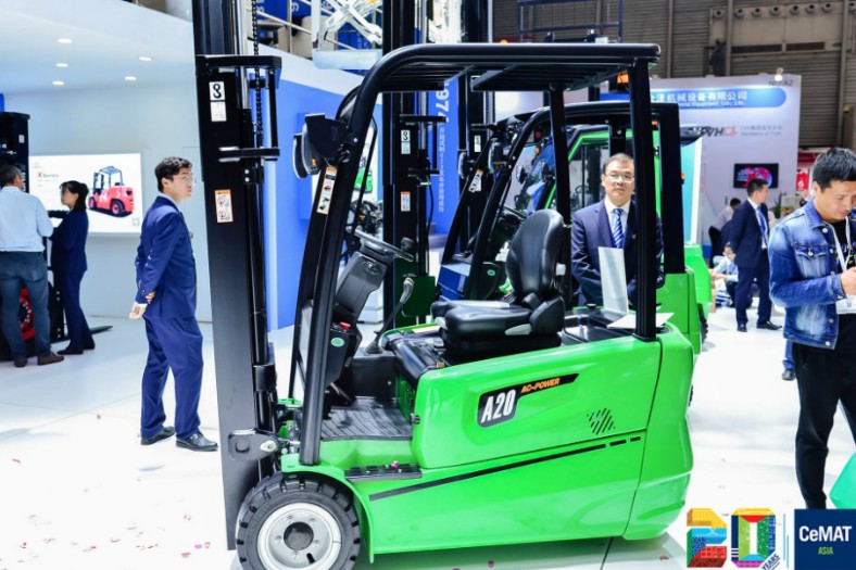 CeMAT ASIA opens with more than 700 exhibitors