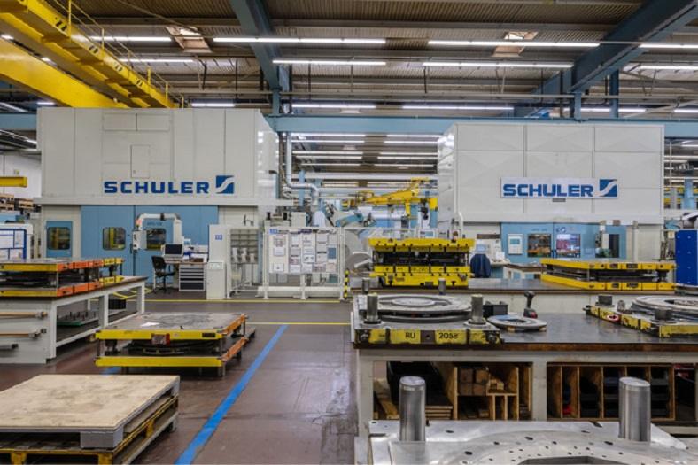 Schuler installs Production and Press Force Monitor for machines at Siemens location in Nuremberg, Germany 